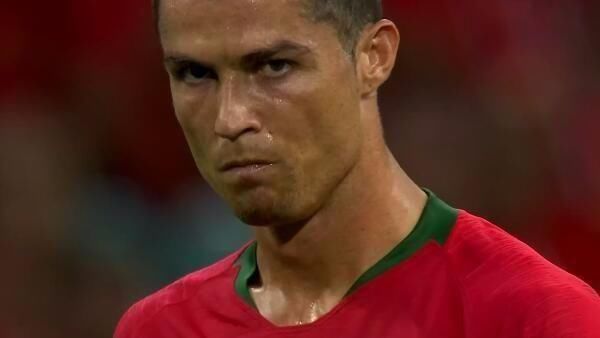 而是在观察 而是在观察