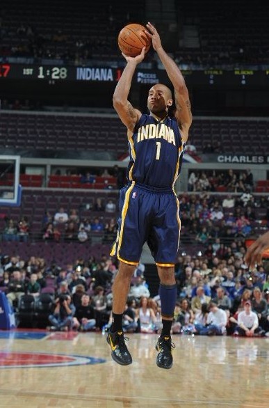 俱乐部背后 俱乐部背后