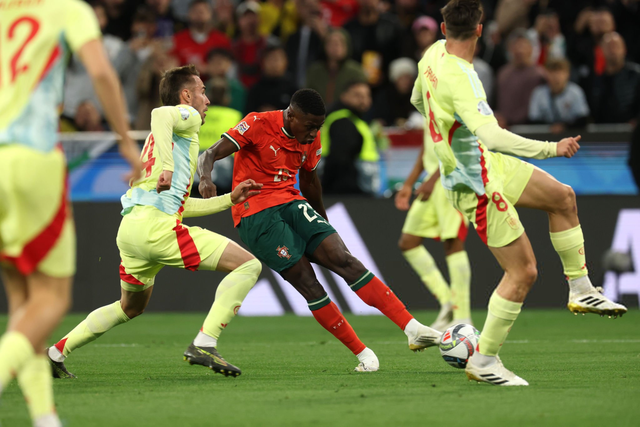 拉长纵深 拉长纵深